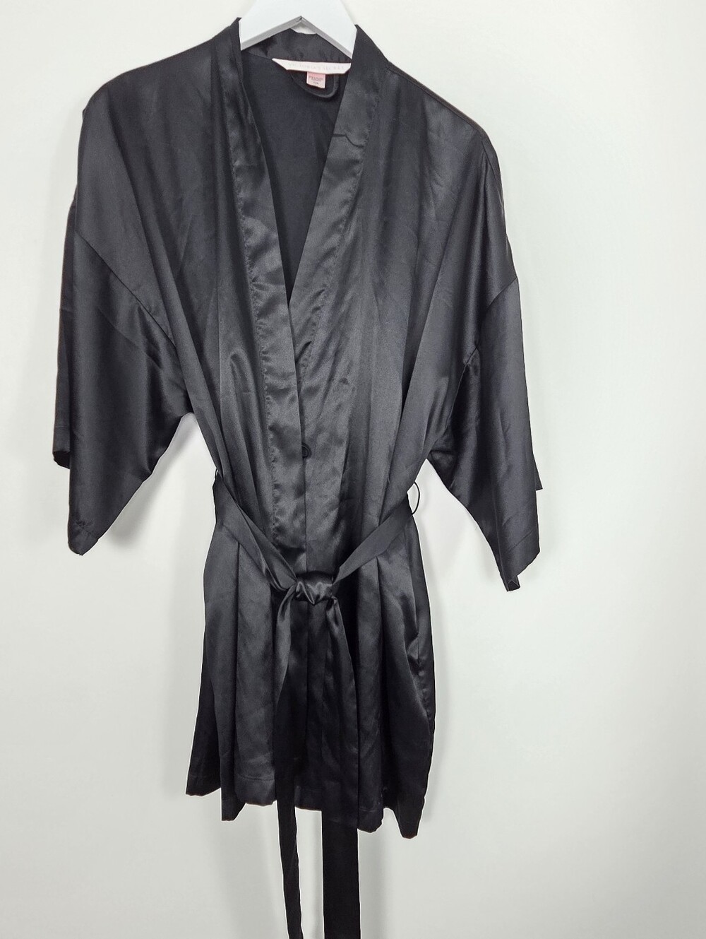 Victoria's Secret Black Satin Kimono Robe One Size